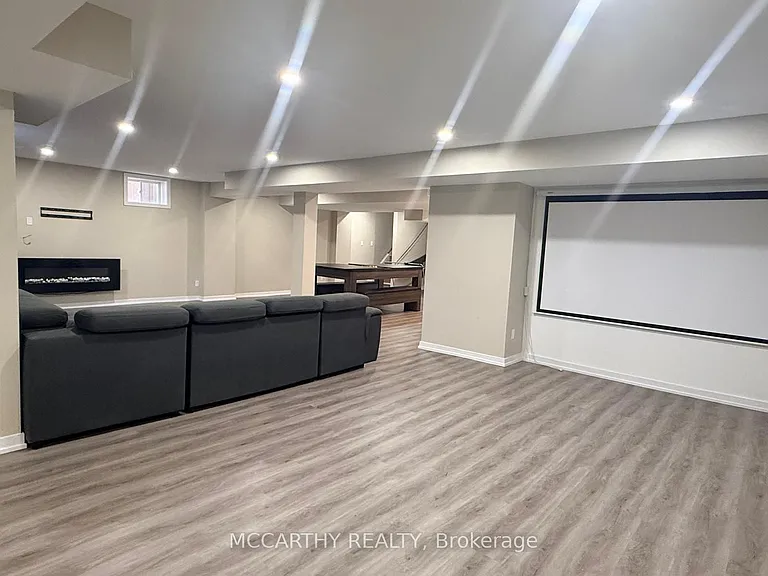 124 Johnson Dr — Photo 33