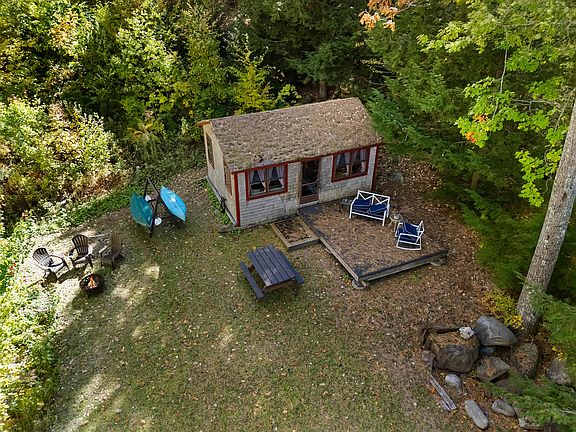 4th image of 71 Luce Lane