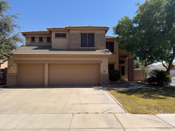 2813 E Runaway Bay Pl
