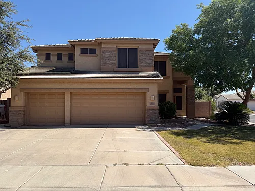 2813 E Runaway Bay Pl Photo 1
