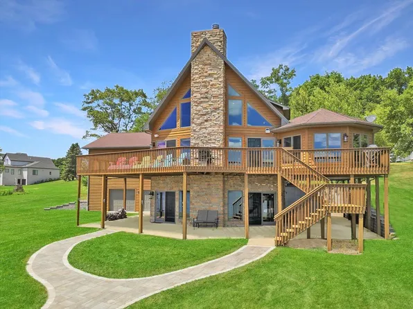 27-43 Ridgeview Dr, Lanark, IL 61046