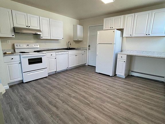 4th image of 913 Lincoln St