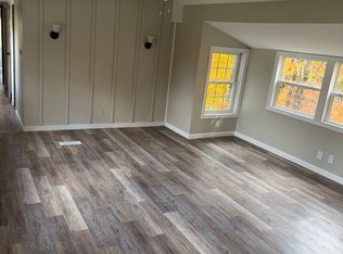 (Undisclosed Address), South Paris, ME 04281