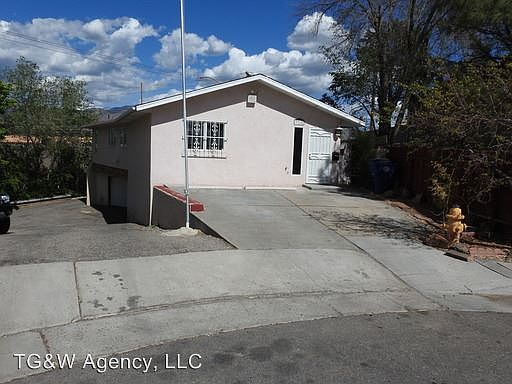 1st image of 7715 Winter Ave NE