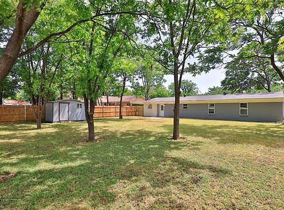5th image of 2902 Palm St
