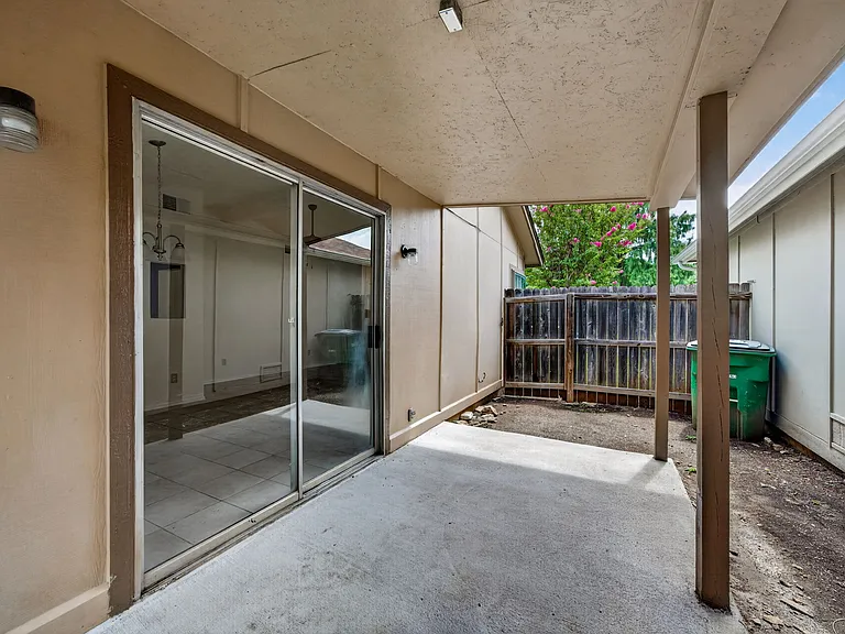7223 Hardesty — Photo 23