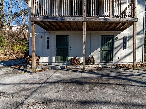 3rd image of 3117 Navajo Dr