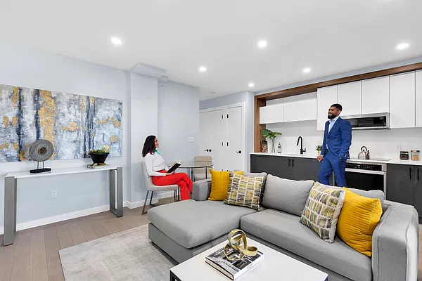 Sold by Compass | media 2