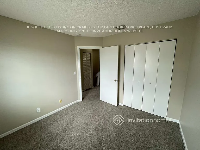 4728 SW 13th Pl — Photo 12