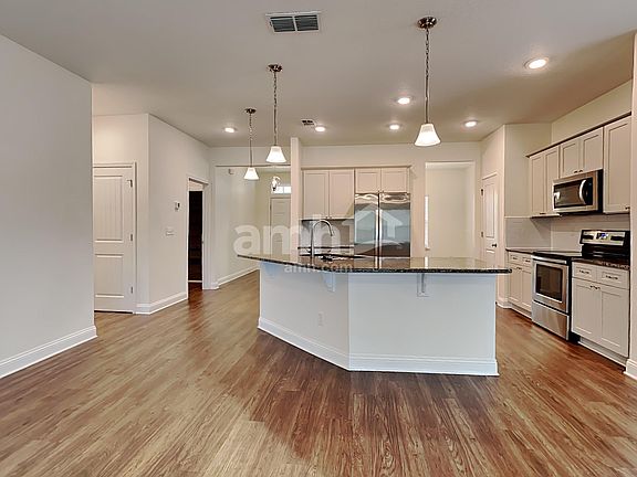 4th image of 3135 Creek Village Ln