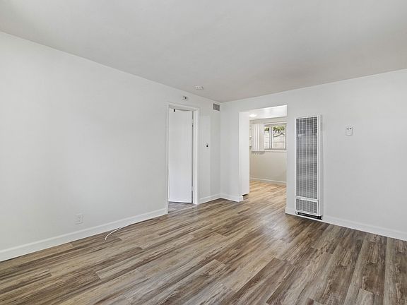 2nd image of 620 E Imperial Ave #2