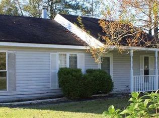 338 Union Chapel Church Rd, Richlands, NC 28574