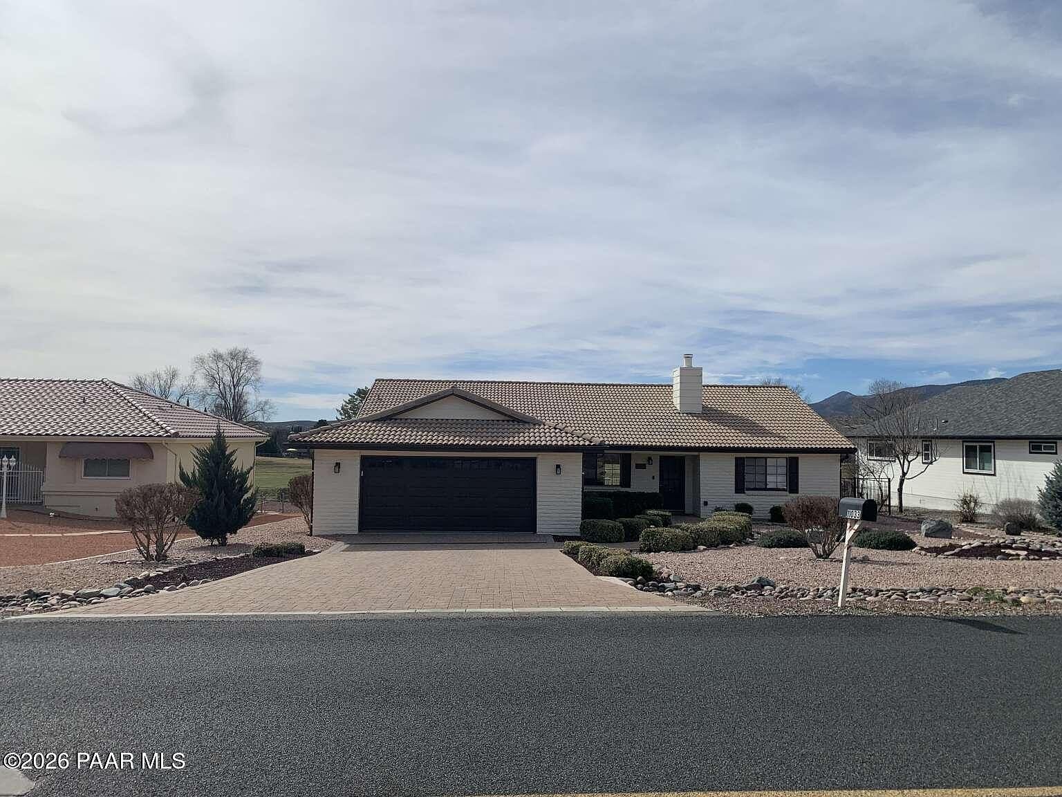 11033 E Manzanita Trl