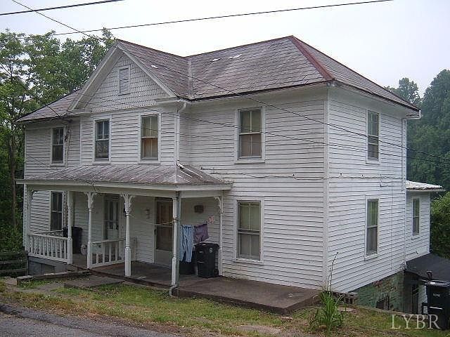 2nd image of 427 Blackford St #429