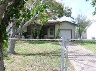 1607 Woodlawn Dr, Corpus Christi, TX 78412