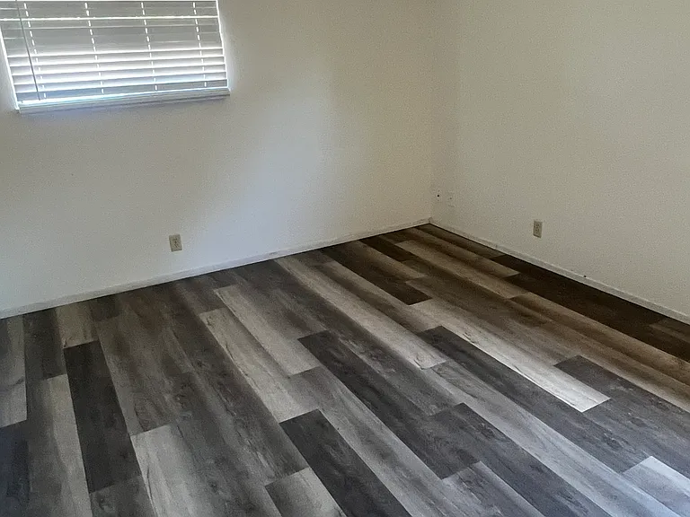 299 E Frances St #2 — Photo 10