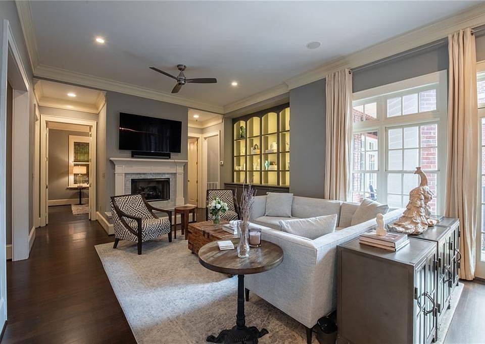 1st image of 77 Peachtree Pl NE Unit 506