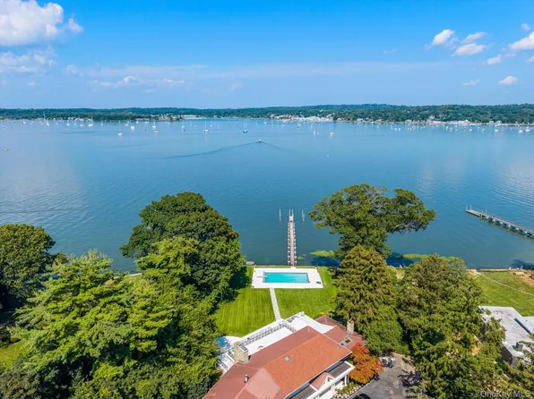 512 E Shore Road, Great Neck, NY 11024