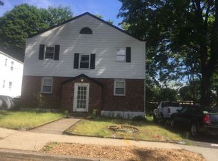 44 E 6th St, Clifton, NJ 07011
