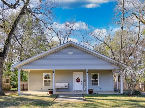 118 S College St, Slocomb, AL 36375