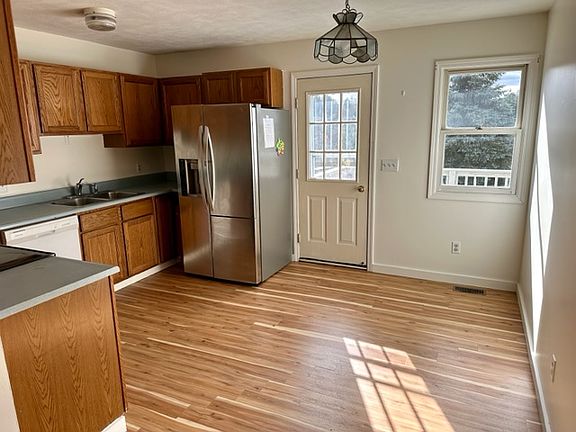 5th image of 13798 Solon Rd