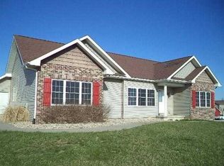 1191 County Road 1000 N, Eureka, IL 61530