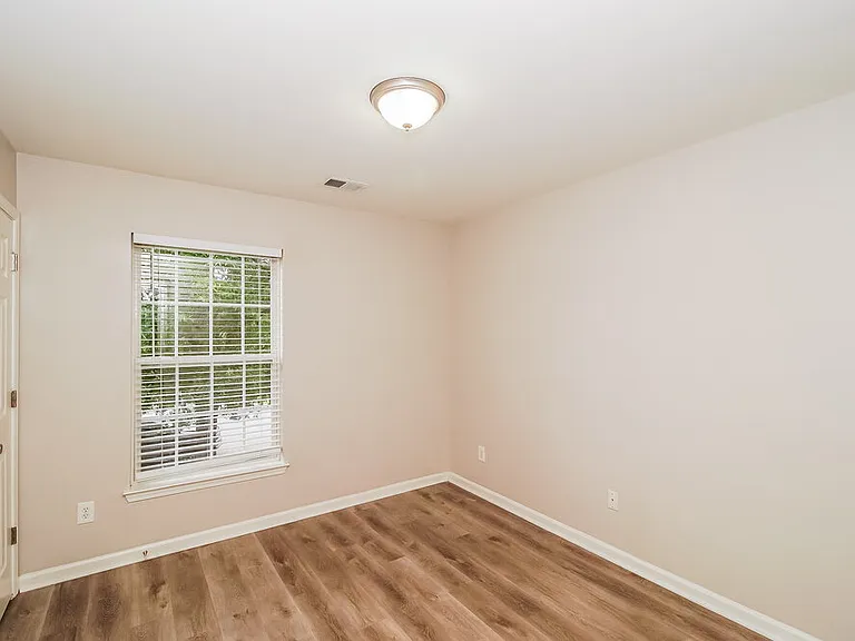 7000 Indian Ridge Ln — Photo 14
