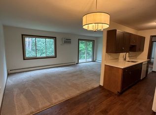 5220 Interlachen Blvd, Edina, MN 55436