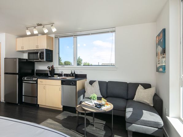 5216 Brooklyn Ave NE APT 107