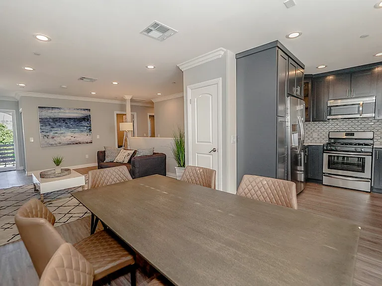 4508 Esmeralda St #1/2 — Photo 6