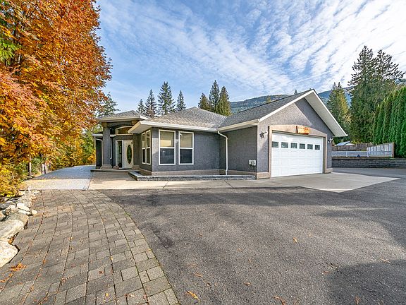 3rd image of 15 Parsons Rd
