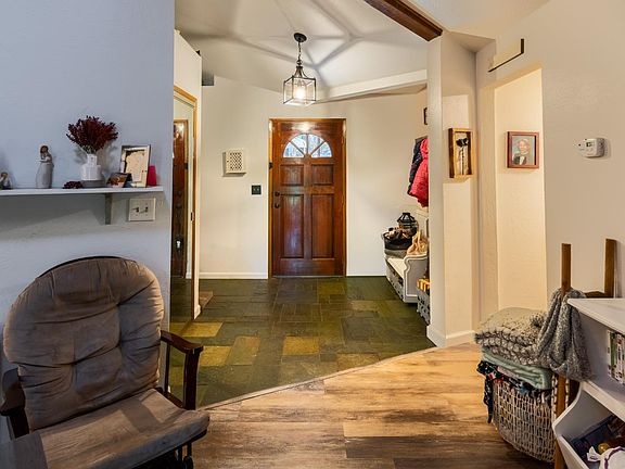 5th image of 22700 Johnson Valley Rd