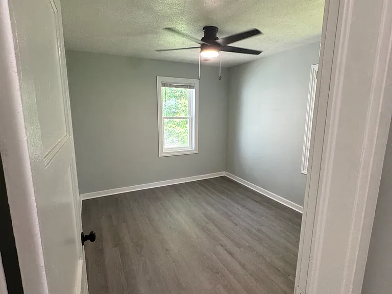 3313 Hovey St — Photo 8