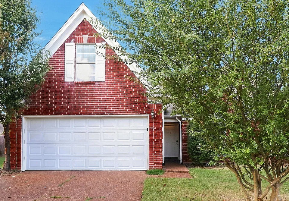 8314 Garden Willow Ln
