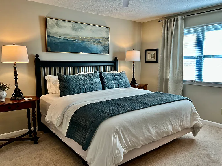 Upstairs Bedroom with King bed.