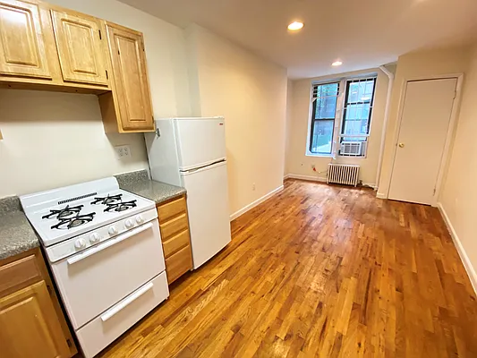 Rented by OvCo Realty | media 17