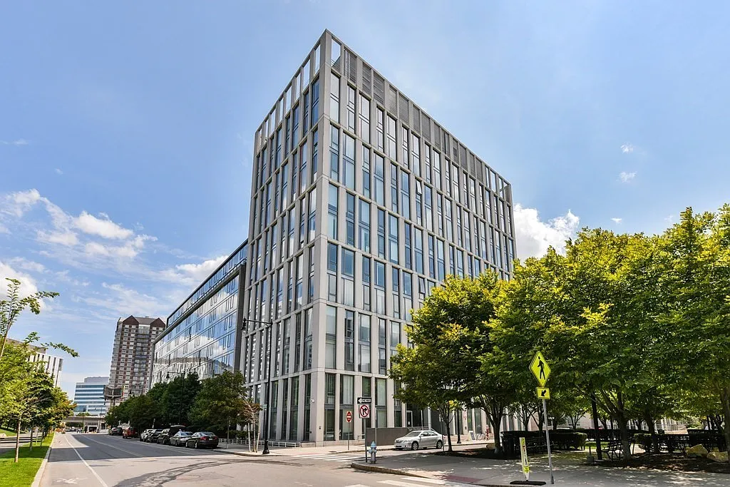 1 bed, 1.5 bath, 948 sqft, $3,800 — Photo 1