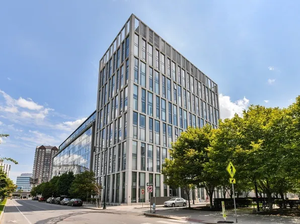 2 Earhart St Unit 127, Cambridge, MA 02141