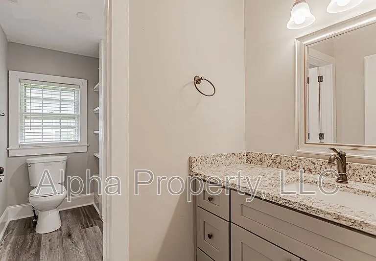 9 Highlawn Ave — Photo 14