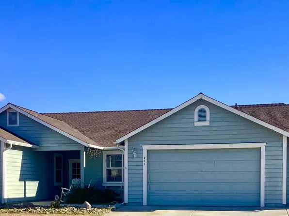 211 Shady Grove Ln, Dayton, NV 89403