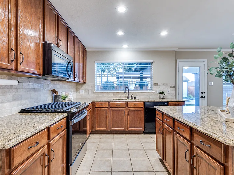 1808 Ringtail Dr — Photo 16