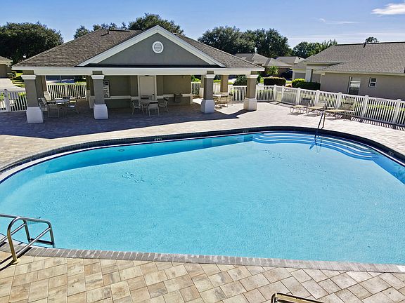 3rd image of 5044 Gato Del Sol Cir