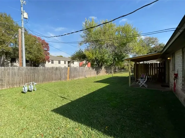 1527 Hillside Dr #CS — Photo 11