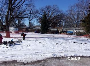 4413 N California Ave, Peoria Heights, IL 61616