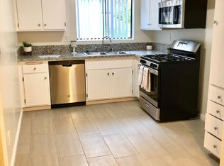 8608 Foothill Blvd #107, Sunland, CA 91040