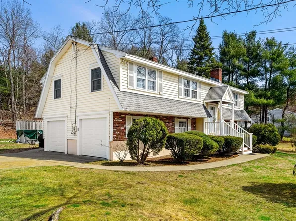 12 Draper Dr, Wilmington, MA 01887