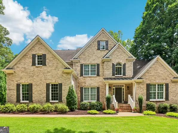 1035 Lillian Dr, Alpharetta, GA 30004