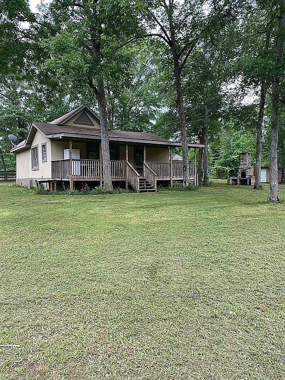 352 Log Cabin Rd photo 1