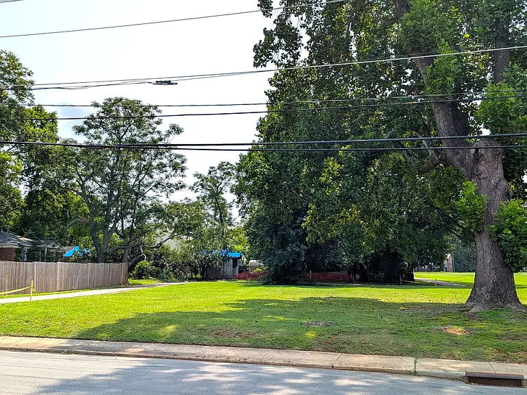 311 Skyland Ave #5 — Photo 12