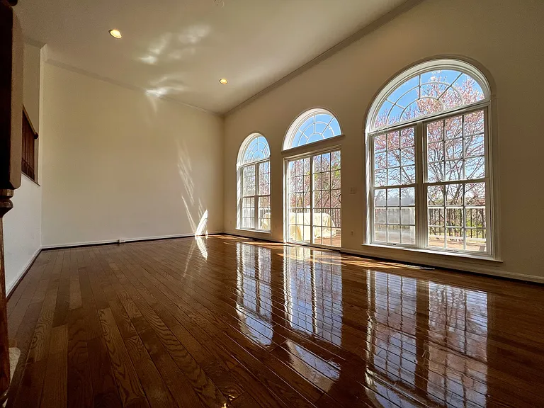 4359 Palton Dr — Photo 5